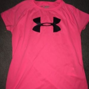 Under armor youth medium shirt euc